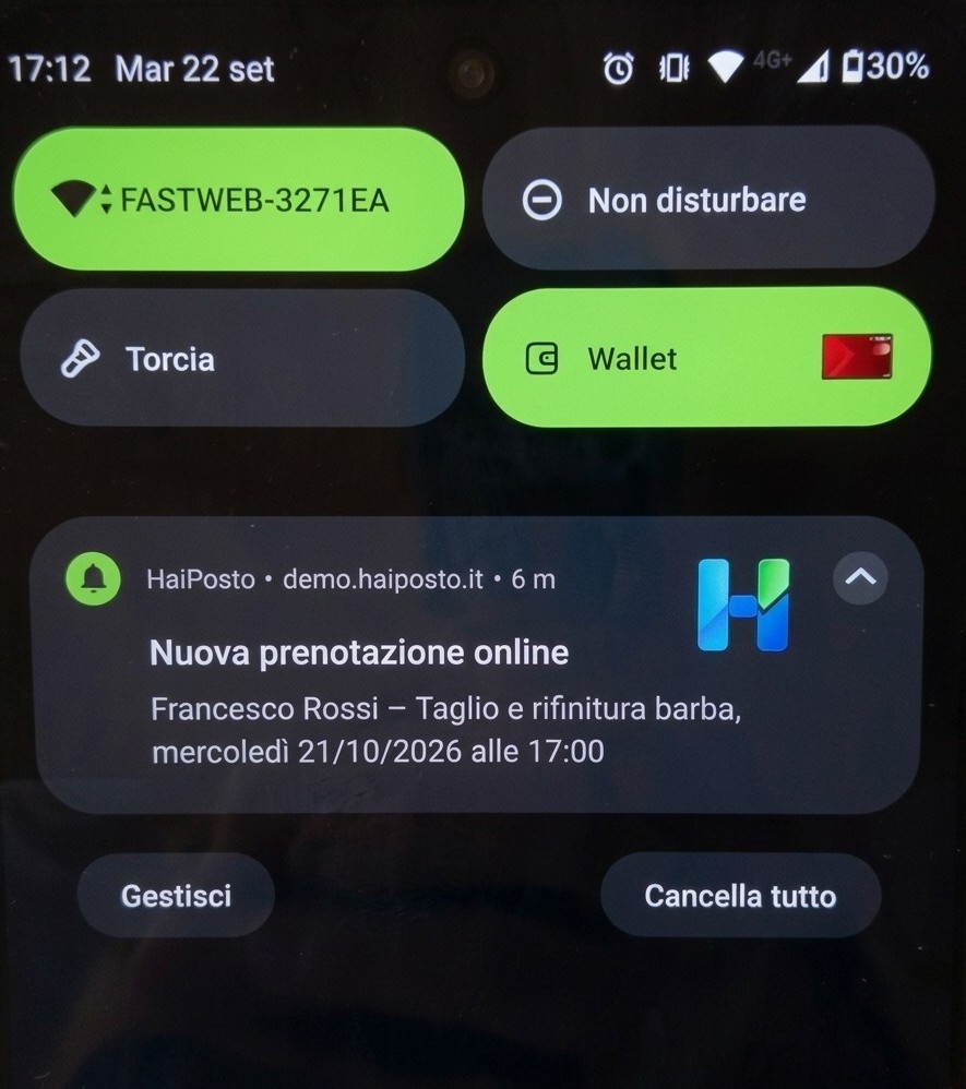 Notifica push HaiPosto su smartphone — nuova prenotazione